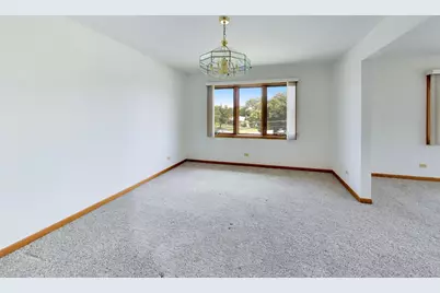 920 N Northwest Highway #2, Park Ridge, IL 60068 - Photo 11