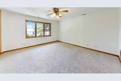 920 N Northwest Highway #2, Park Ridge, IL 60068 - Photo 23