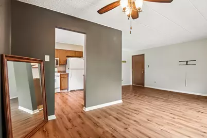 9555 Southwest Highway #1S, Oak Lawn, IL 60453 - Photo 3
