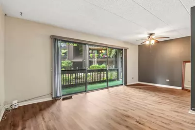9555 Southwest Highway #1S, Oak Lawn, IL 60453 - Photo 5