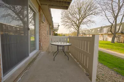 9958 S 84th Terrace #206, Palos Hills, IL 60465 - Photo 3