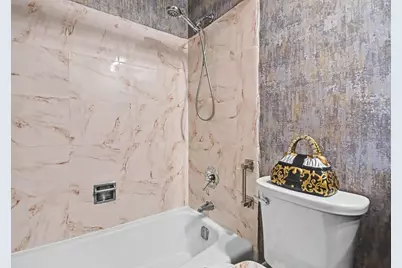 9520 Mayfield Avenue #N209, Oak Lawn, IL 60453 - Photo 11
