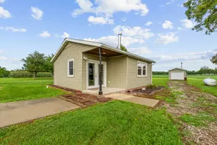 8353 Burns Hill Rd, Clifton, IL 61727 - Photo 9