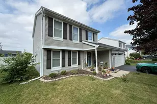 1577 Candlewood Dr, Crystal Lake, IL 60014 - Photo 1
