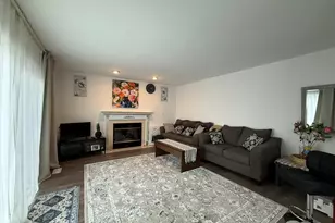 1577 Candlewood Dr, Crystal Lake, IL 60014 - Photo 7