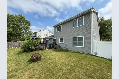 1577 Candlewood Drive, Crystal Lake, IL 60014 - Photo 3