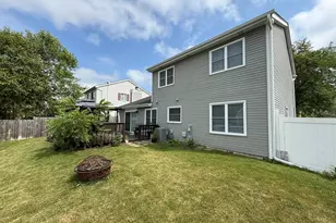 1577 Candlewood Dr, Crystal Lake, IL 60014 - Photo 3