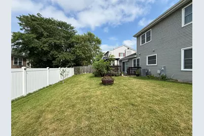 1577 Candlewood Drive, Crystal Lake, IL 60014 - Photo 5