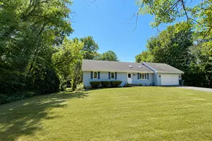 6615 W Gate Ct, Roscoe, IL 61073 - Photo 1