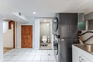 5215 W 63rd Pl, Chicago, IL 60638 - Photo 15