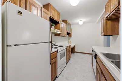 1806 Hemlock Place #102, Schaumburg, IL 60173 - Photo 11