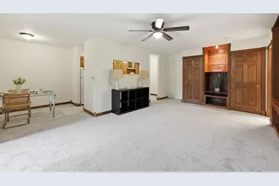 1806 Hemlock Place #102, Schaumburg, IL 60173 - Photo 5