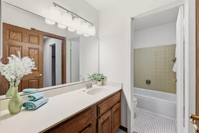 1806 Hemlock Place #102, Schaumburg, IL 60173 - Photo 17