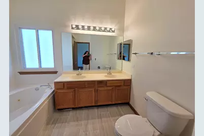 24 E Honeysuckle Drive, Round Lake Beach, IL 60073 - Photo 19