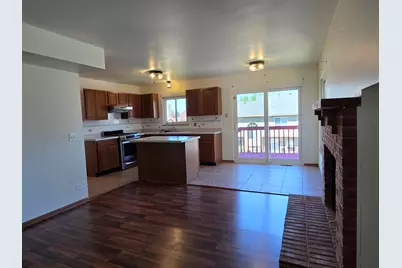 24 E Honeysuckle Drive, Round Lake Beach, IL 60073 - Photo 9