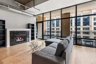 520 S State St, Chicago, IL 60605 - Photo 3