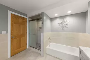8230 W 85th St, Hickory Hills, IL 60457 - Photo 21