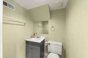 8230 W 85th St, Hickory Hills, IL 60457 - Photo 11