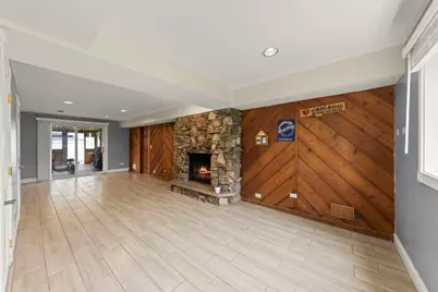 8230 W 85th Street, Hickory Hills, IL 60457 - Photo 9