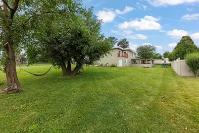 8230 W 85th Street, Hickory Hills, IL 60457 - Photo 25