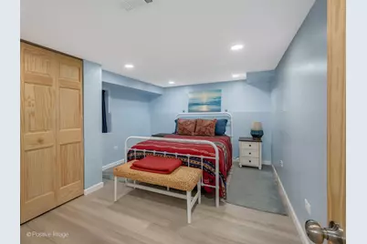 219 W Oak Avenue, Wheaton, IL 60187 - Photo 17