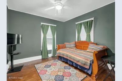219 W Oak Avenue, Wheaton, IL 60187 - Photo 15