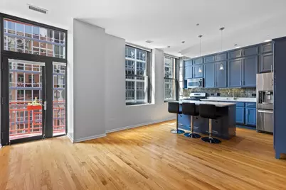 208 W Washington Street #2013, Chicago, IL 60606 - Photo 5