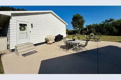 2084 Rockwell Road, Lasalle, IL 61301 - Photo 31