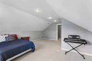 5633 W Cornelia Ave, Chicago, IL 60634 - Photo 23