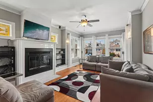 5633 W Cornelia Ave, Chicago, IL 60634 - Photo 5