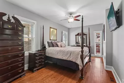 5633 W Cornelia Avenue, Chicago, IL 60634 - Photo 19