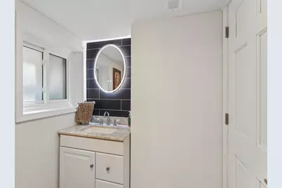 5633 W Cornelia Avenue, Chicago, IL 60634 - Photo 35