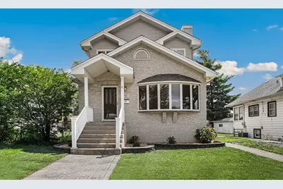 9817 Minnick Avenue, Oak Lawn, IL 60453 - Photo 1