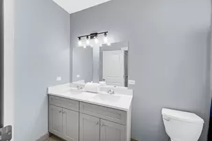 6022 S Eberhart Ave, Chicago, IL 60637 - Photo 13