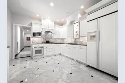 485 Oakwood Avenue #D-2, Lake Forest, IL 60045 - Photo 11