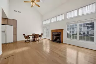 3063 Rosebrook Cir, Westchester, IL 60154 - Photo 13