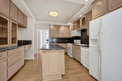 3063 Rosebrook Circle, Westchester, IL 60154 - Photo 9