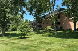 1188 Royal Glen Dr, Glen Ellyn, IL 60137 - Photo 23