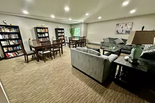 1188 Royal Glen Dr, Glen Ellyn, IL 60137 - Photo 21