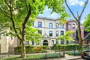 823 W Lakeside Pl, Chicago, IL 60640 - Photo 1