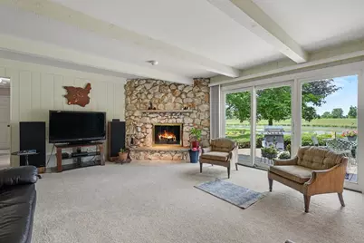 252 Cardinal Drive, Bloomingdale, IL 60108 - Photo 5