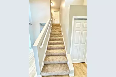 2394 Caton Crest Drive, Crest Hill, IL 60403 - Photo 9