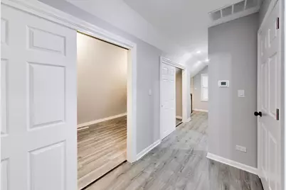 5012 N Tripp Avenue, Chicago, IL 60630 - Photo 19