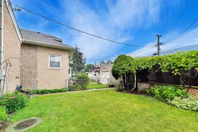 5012 N Tripp Avenue, Chicago, IL 60630 - Photo 49
