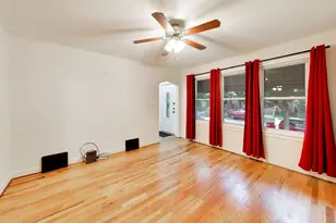 5012 N Tripp Ave, Chicago, IL 60630 - Photo 9
