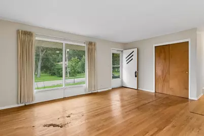 4812 Cumnor Road, Downers Grove, IL 60515 - Photo 7