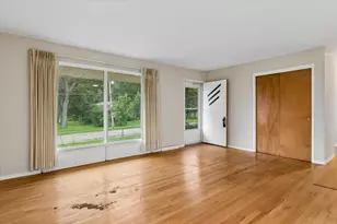 4812 Cumnor Rd, Downers Grove, IL 60515 - Photo 7
