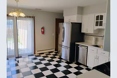 904 S Edward Street, Mount Prospect, IL 60056 - Photo 5