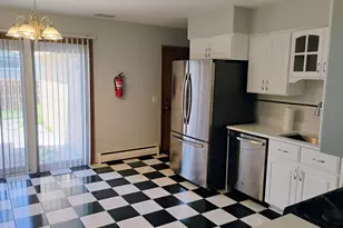 904 S Edward St, Mount Prospect, IL 60056 - Photo 5