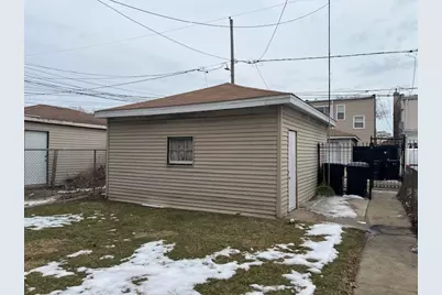 1627 N Lotus Avenue, Chicago, IL 60639 - Photo 23